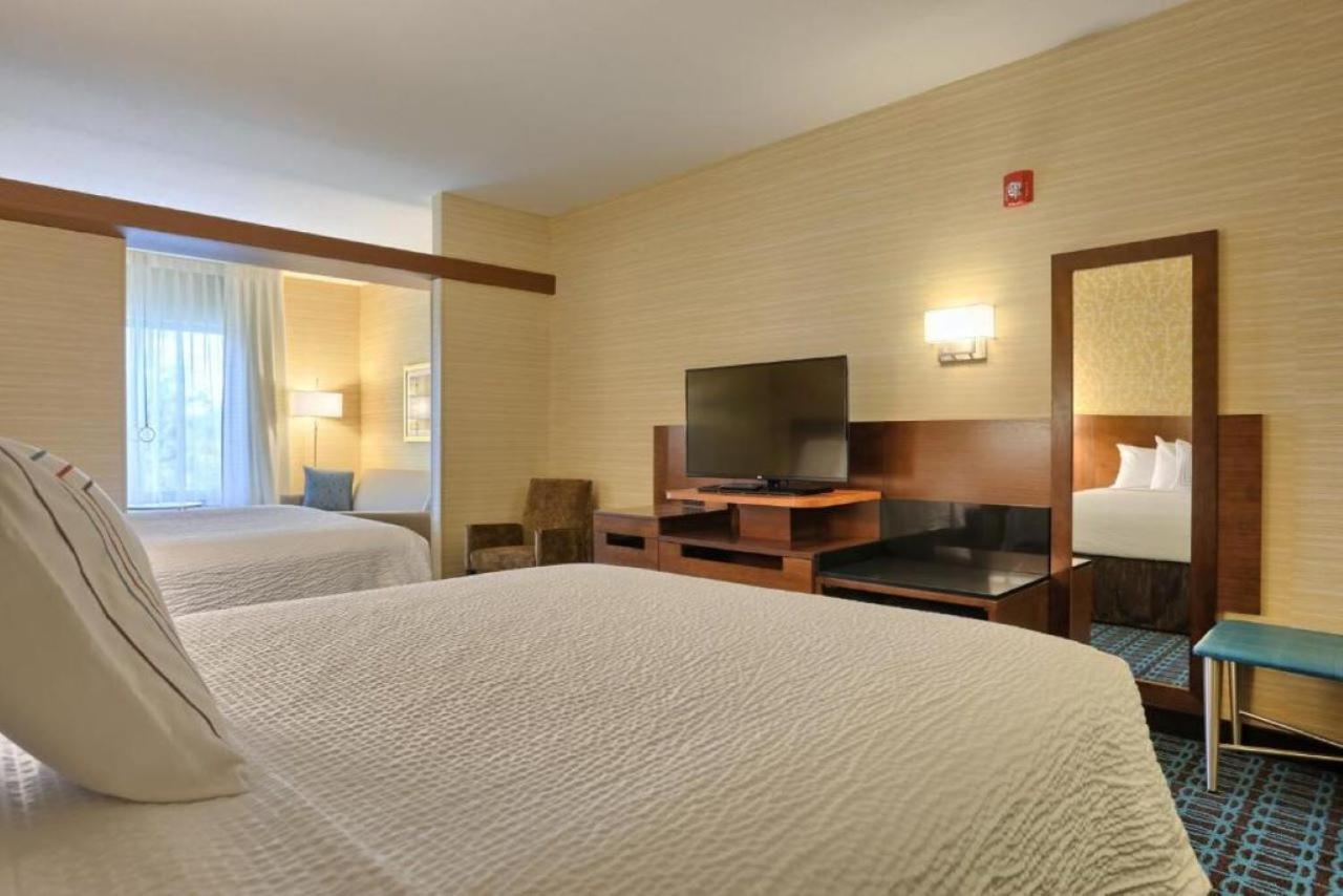 Fairfield By Marriott Inn & Suites Philadelphia Horsham Willow Grove Exterior photo