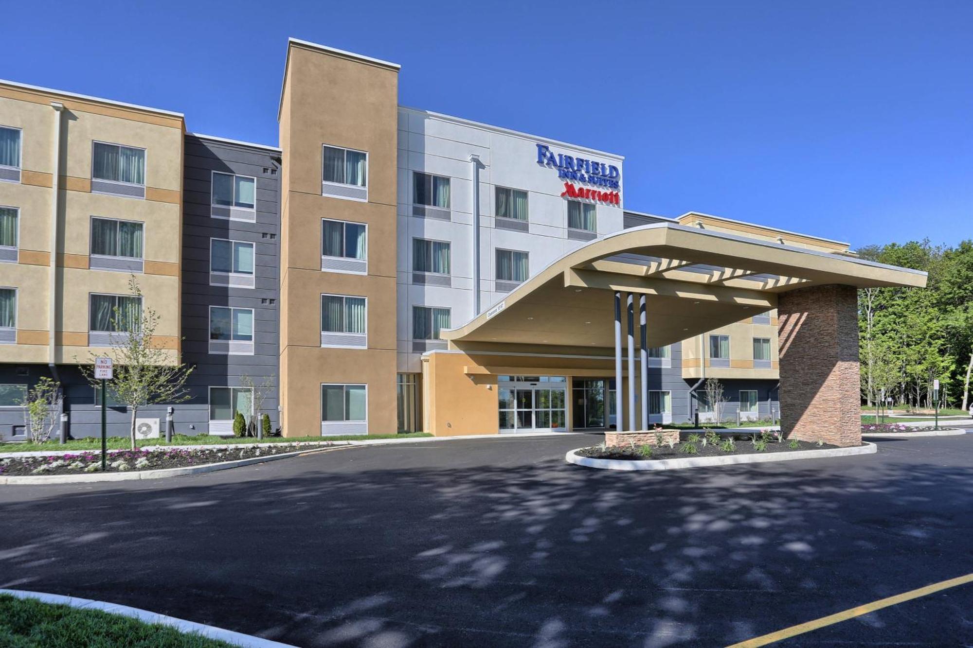 Fairfield By Marriott Inn & Suites Philadelphia Horsham Willow Grove Exterior photo